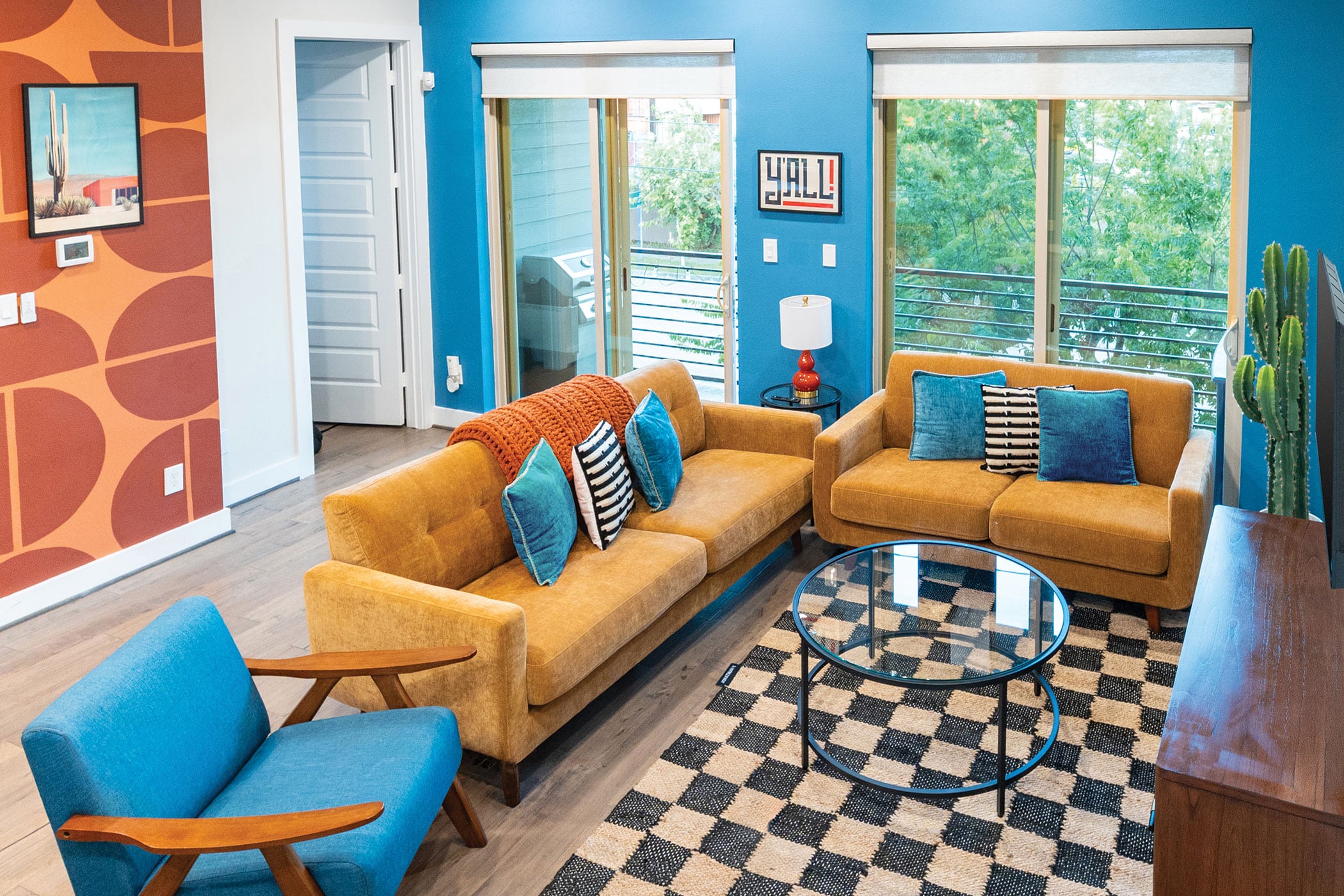 Houston Airbnb outdoor mural styled by Amy Botello, owner of Bello Home Styling